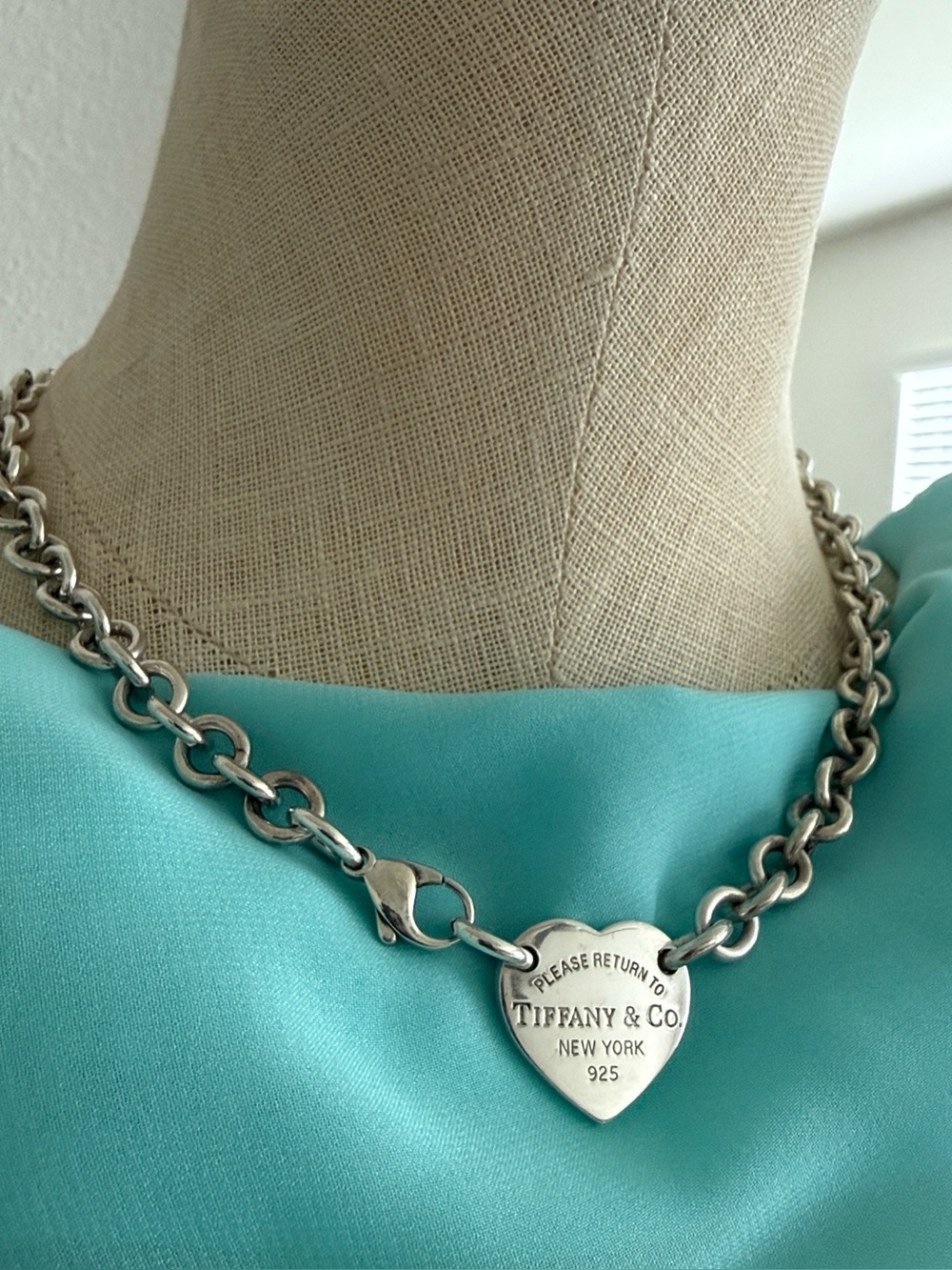 18” ICONIC Please Return To Tiffany Heart Tag Choker Necklace - Picture 3 of 14